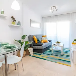 https://green-cactus-cosy-loft-wifi-gym.adeje-hotels.com